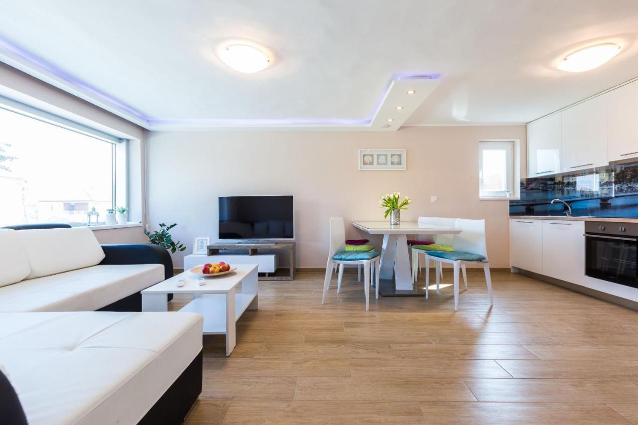 زادار Apartments Jere المظهر الخارجي الصورة